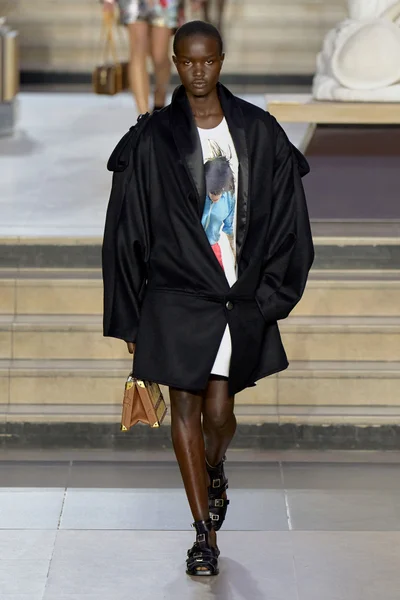 Look 36